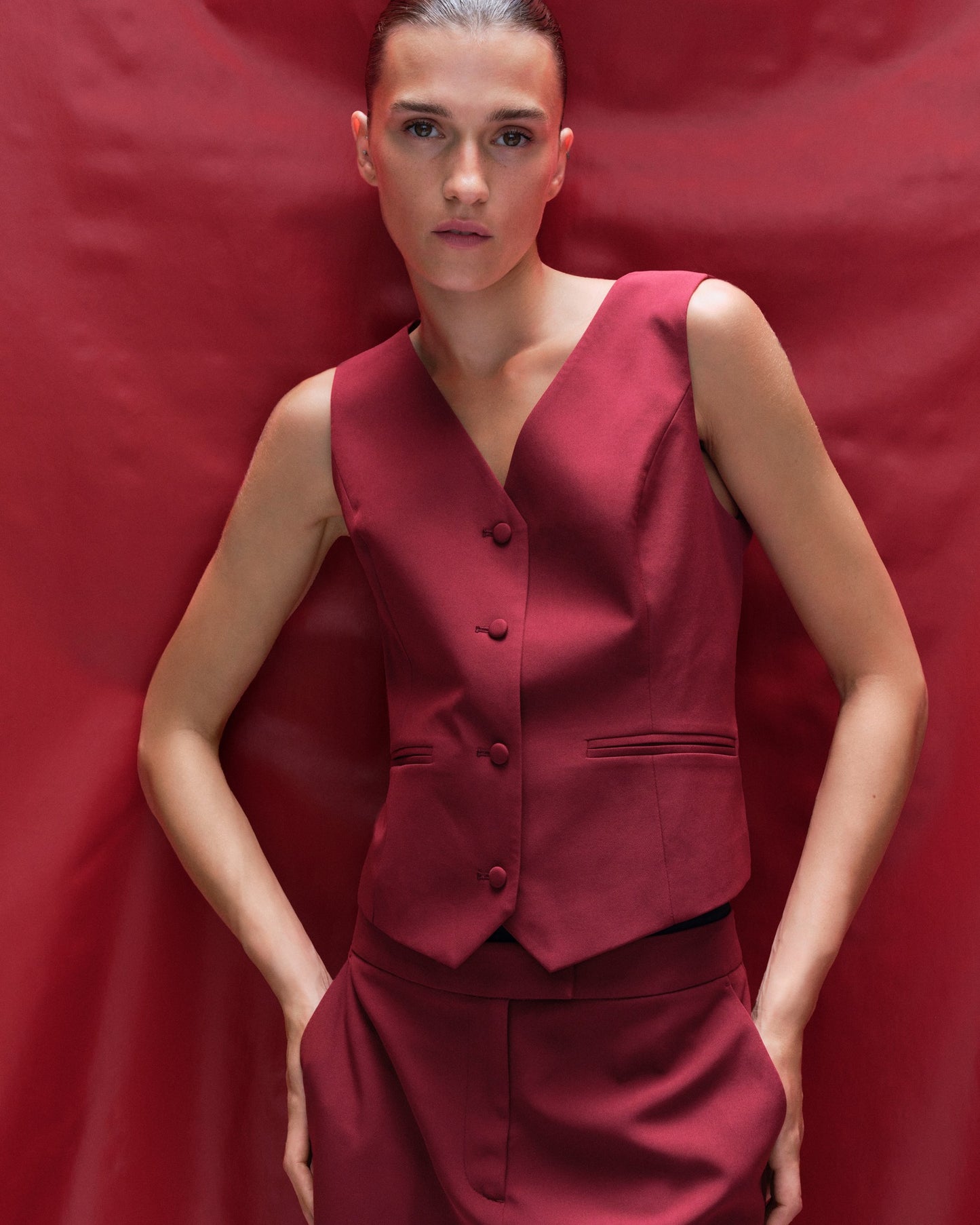 VISOSA Tailored Waistcoat - Cabernet