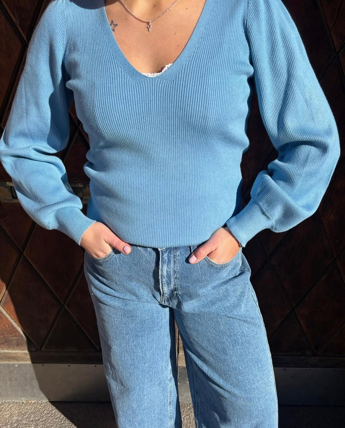 VINISSI Knit Top - Blissful Blue