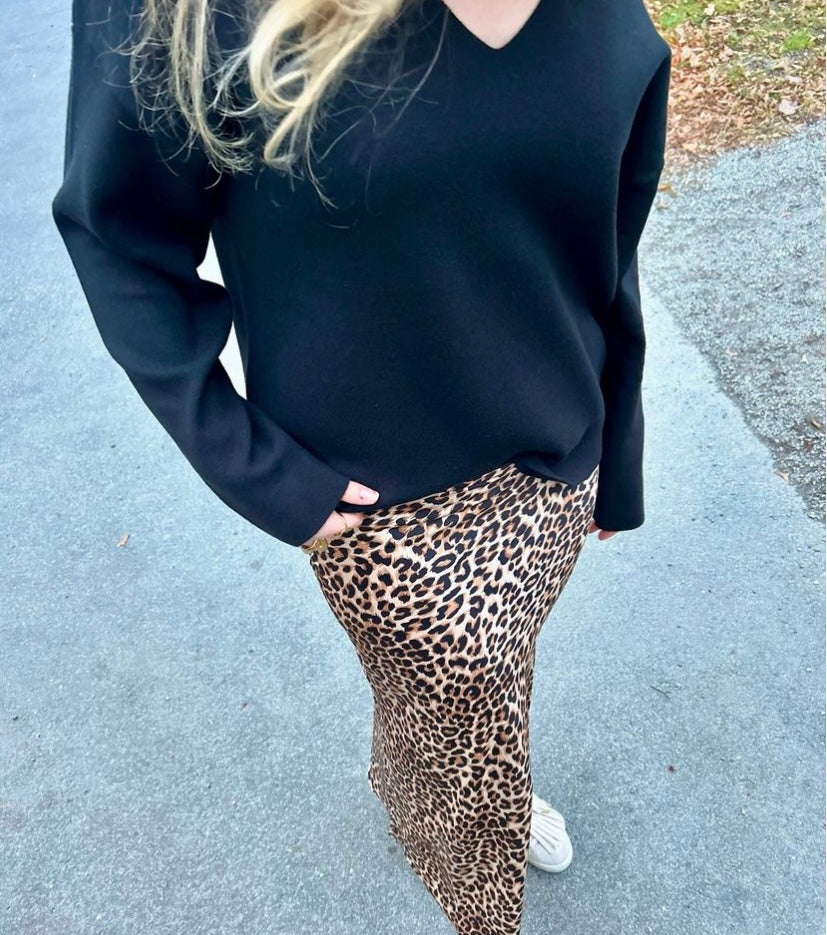 VIELLETTE Midi Skirt - Caramel Café