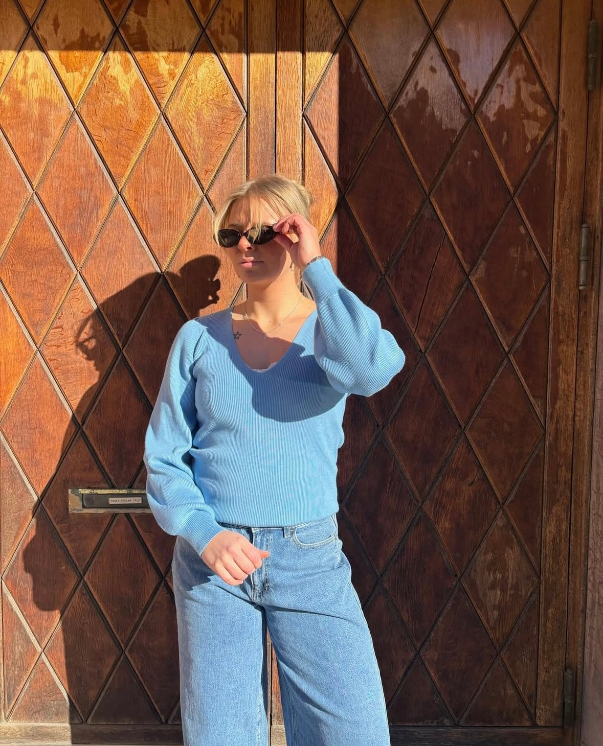 VINISSI Knit Top - Blissful Blue