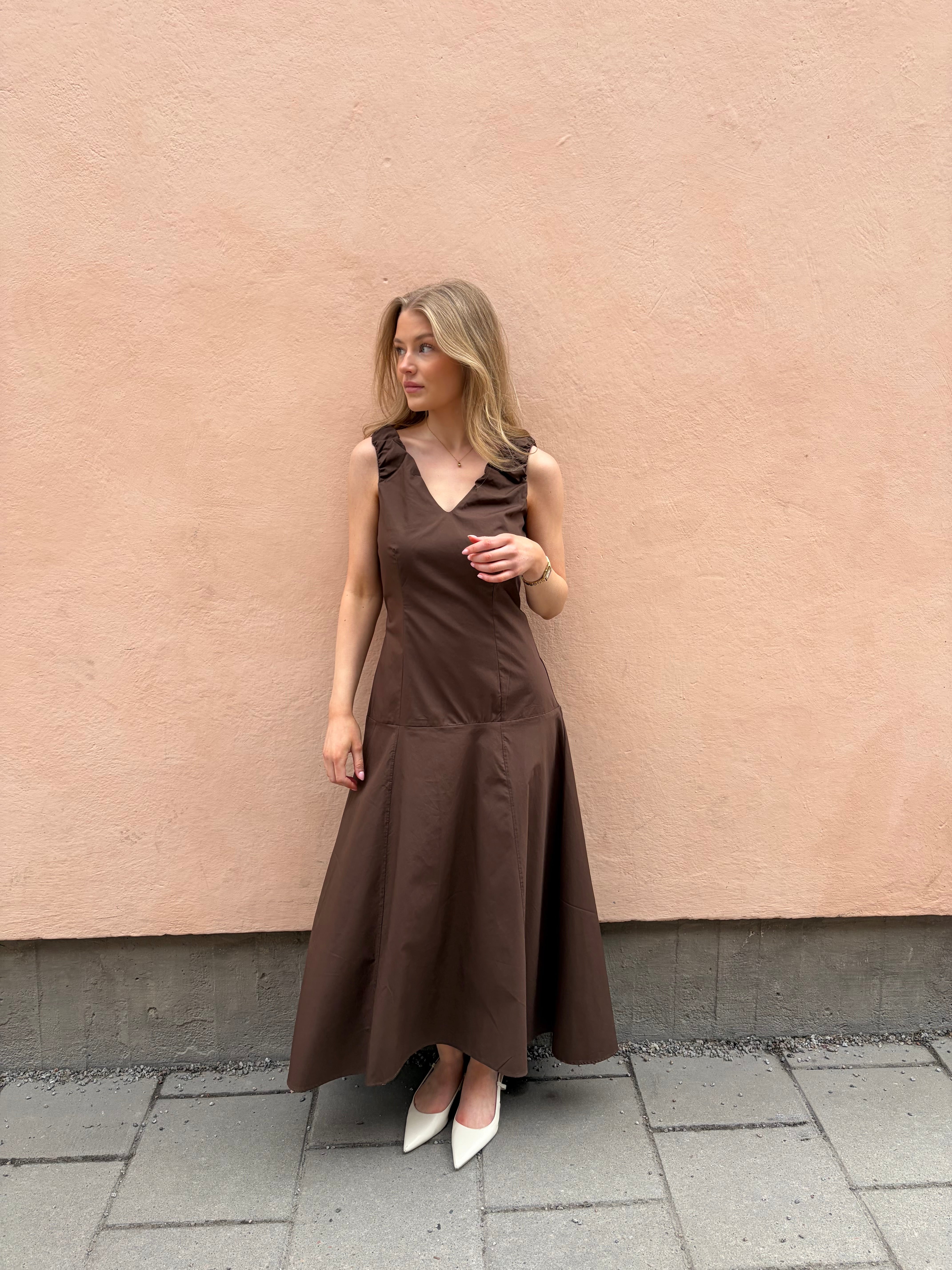 VIEMBLA Long Dress - Bracken