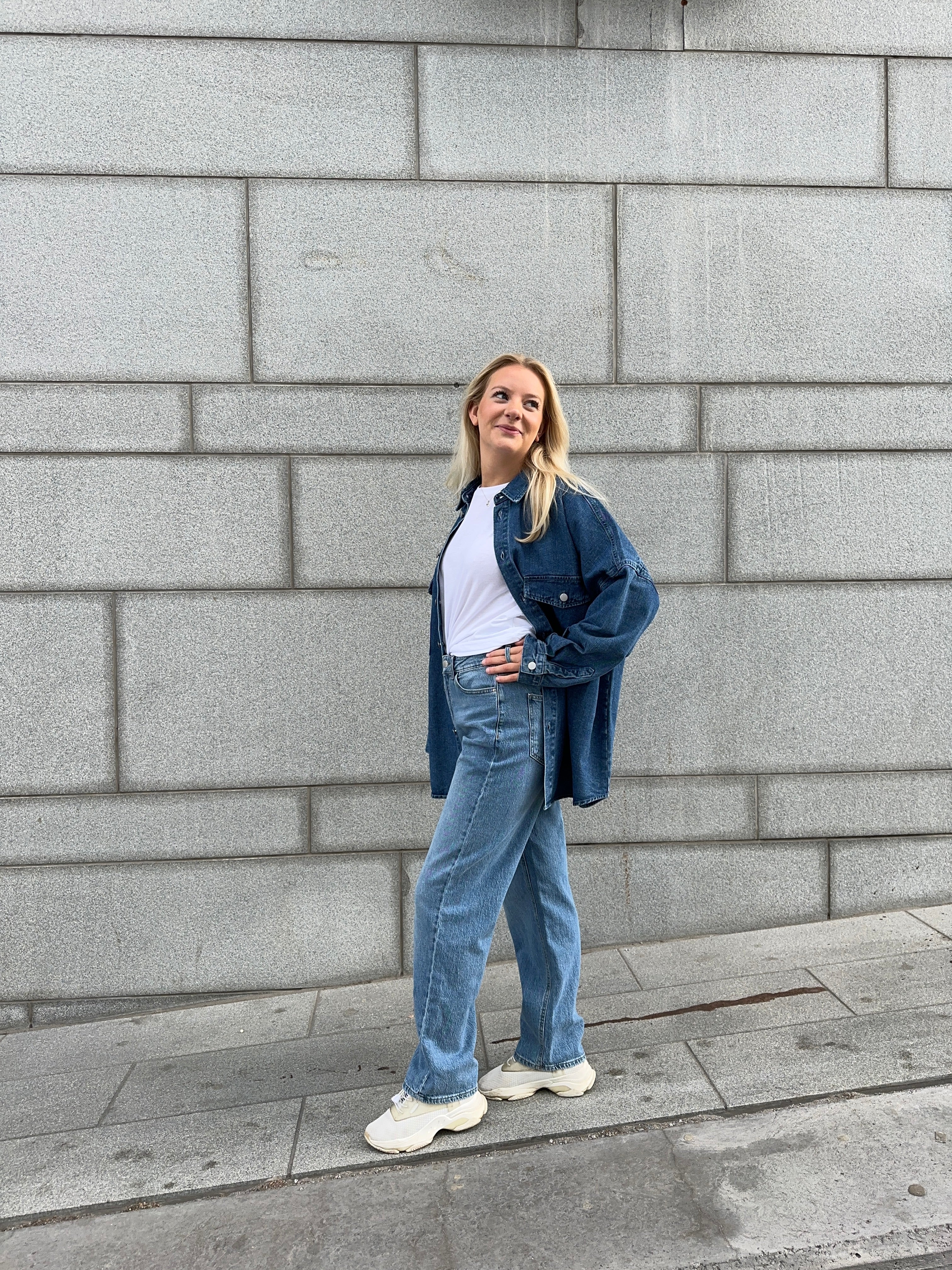 VIKELLY Jeans - Medium Blue Denim