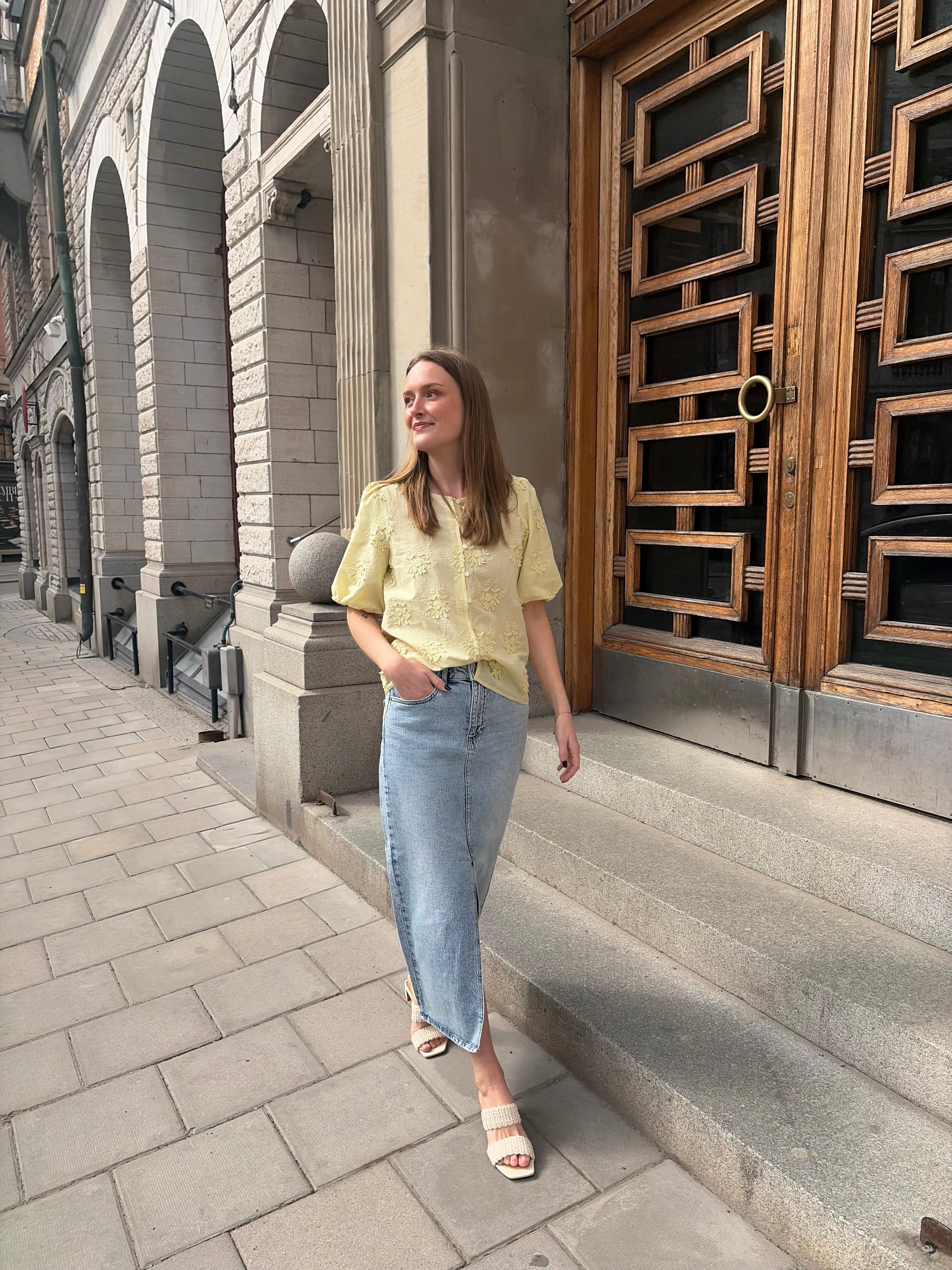 VIANTONETT Top - Pastel Yellow