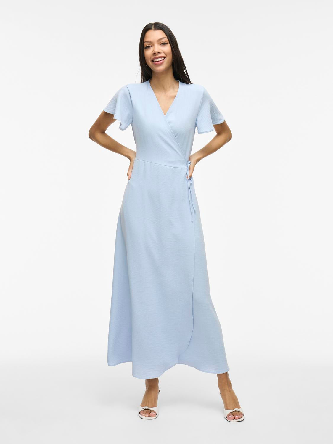 model_shot-front