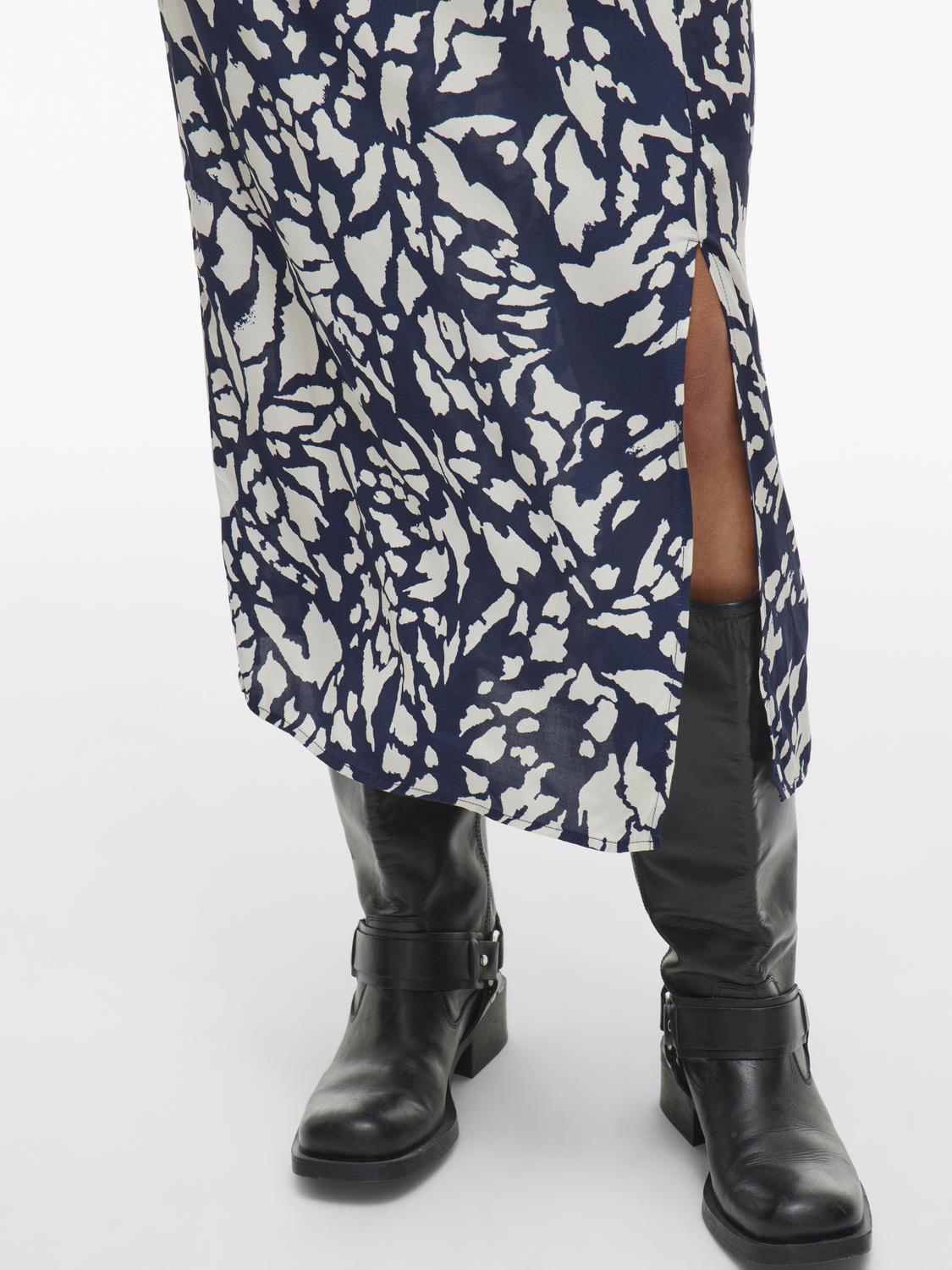 model_shot-detail