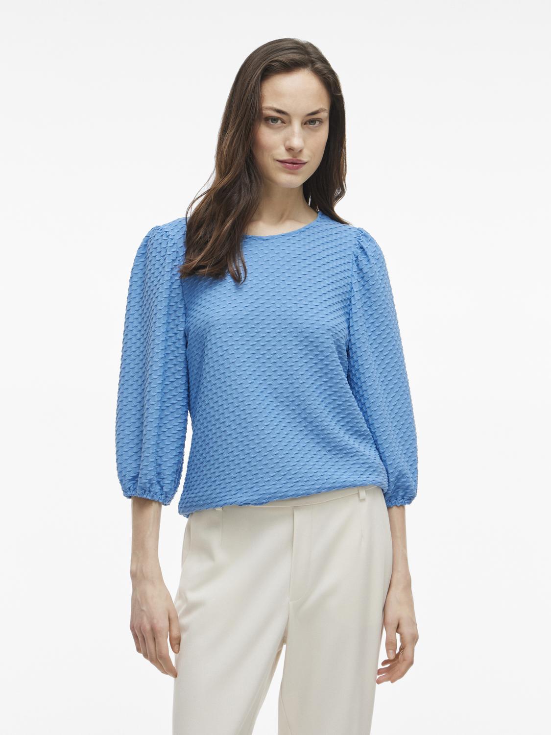 model_shot-front