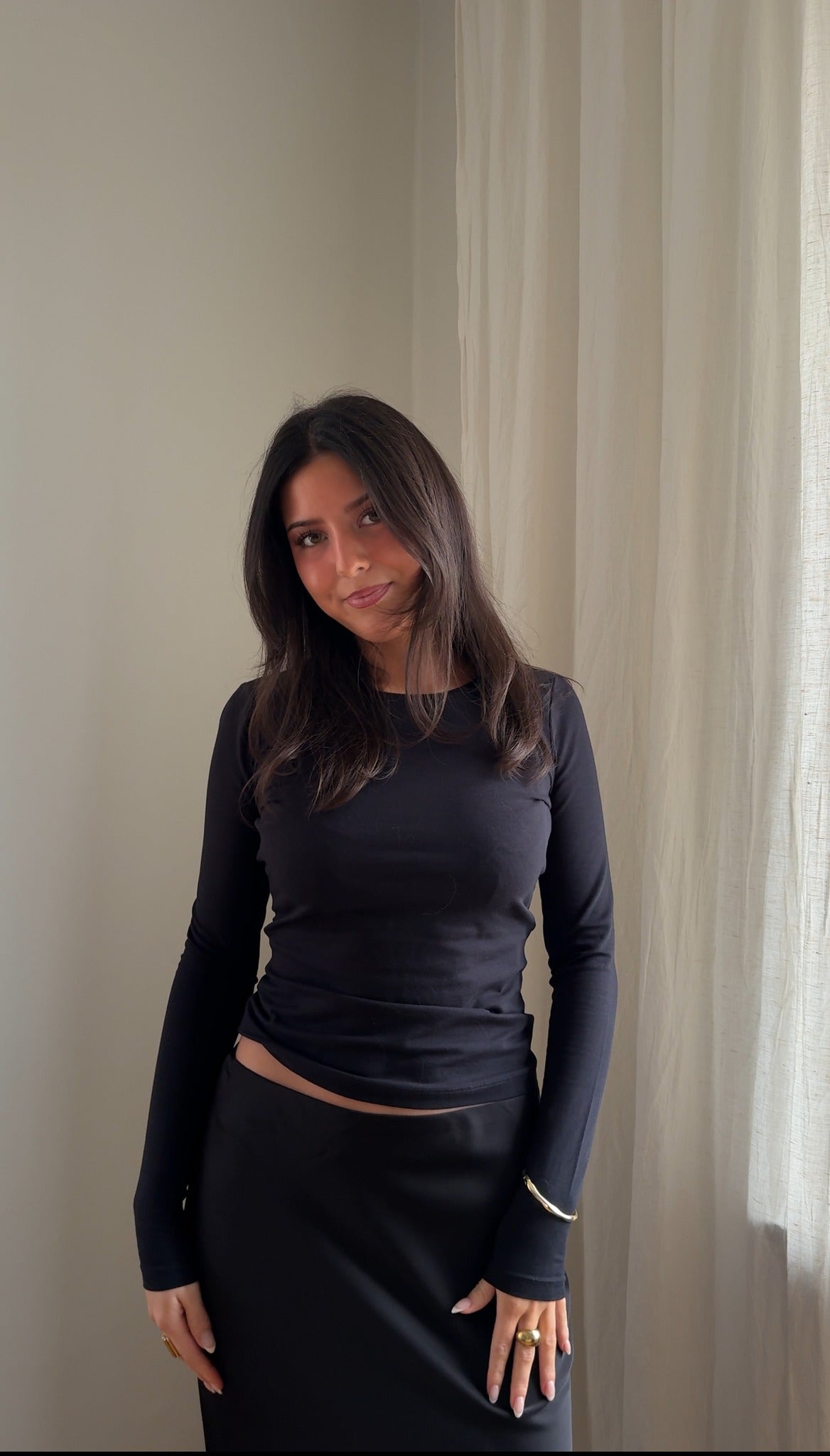 VINORA Top - Black Beauty