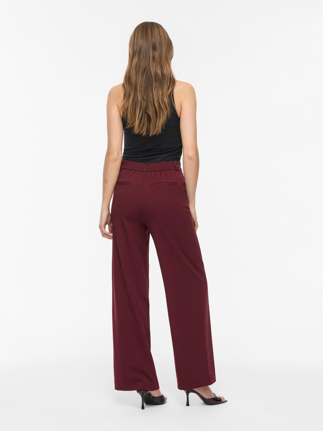 model_shot-back